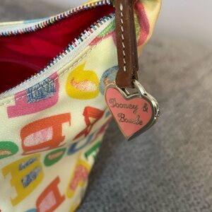 Vintage dooney  purse. This is real! Pet free and smoke free home. Store in bag.